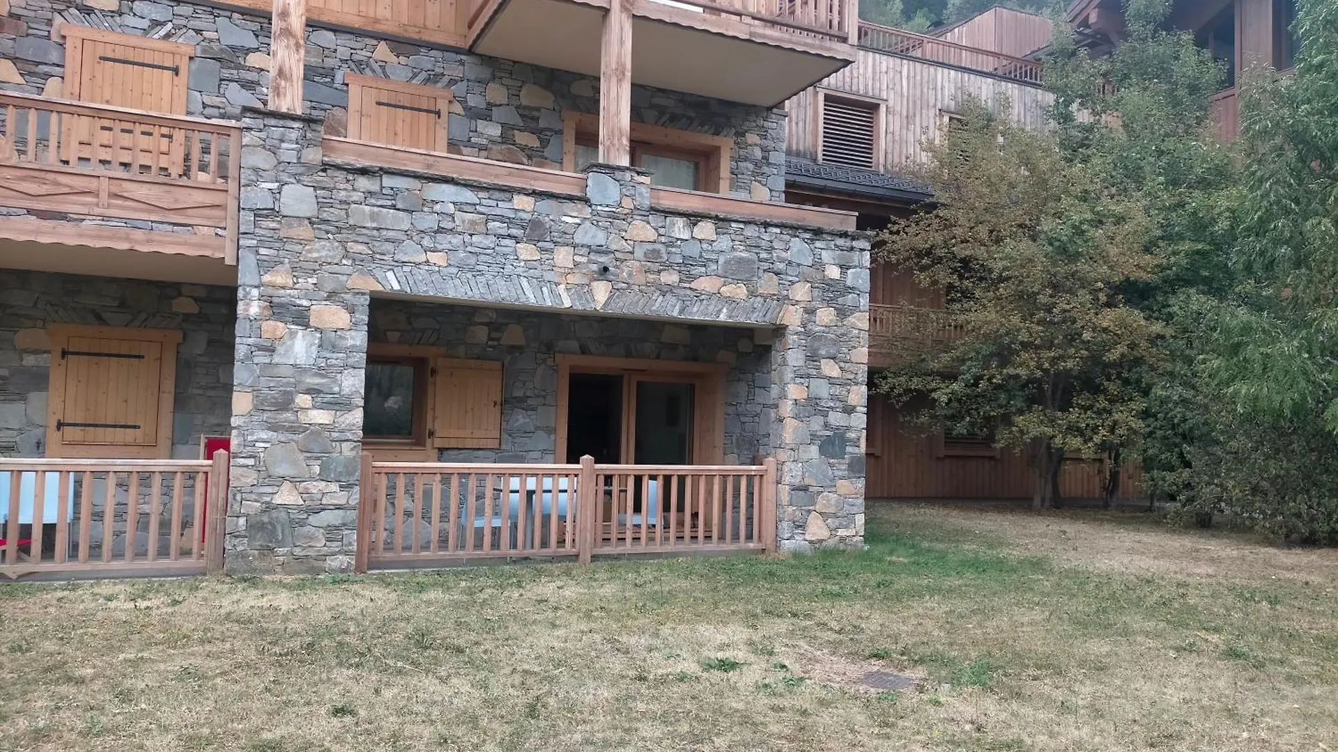 Residence Les Alpages - Appartement Boule De Neige - 3 Pieces 6 Personnes La Plagne France